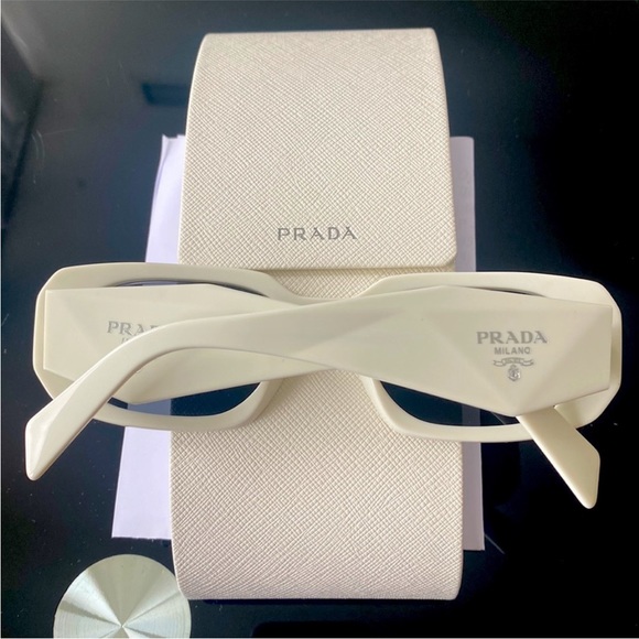Prada PR17W new unisex sunglasses - Picture 2 of 4